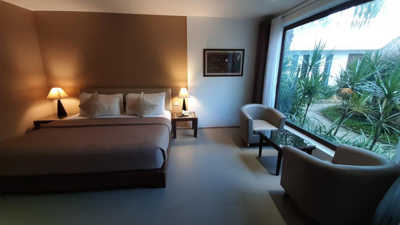 Urban Sands Hotel Iloilo Ngoại thất bức ảnh