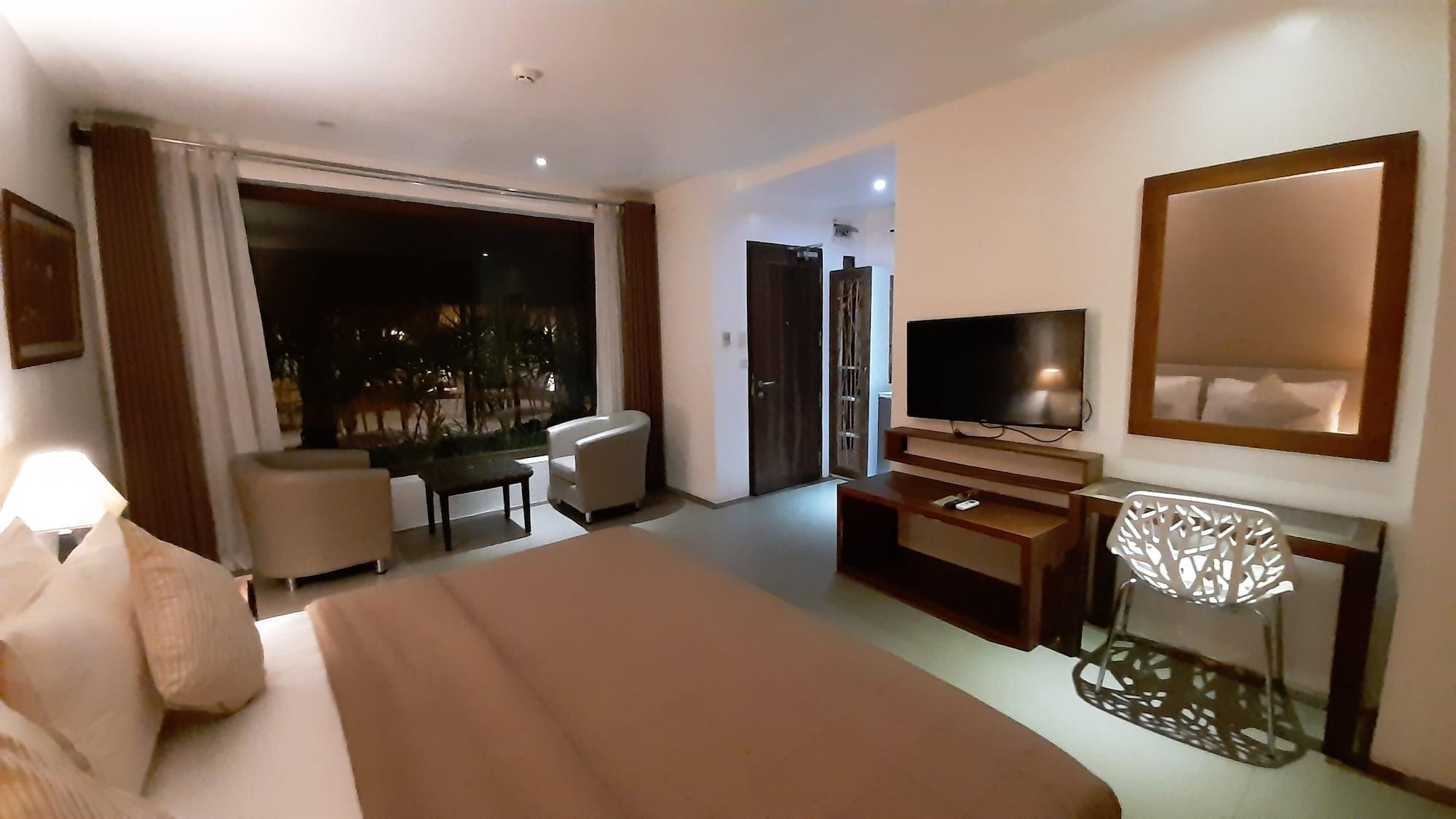 Urban Sands Hotel Iloilo Ngoại thất bức ảnh